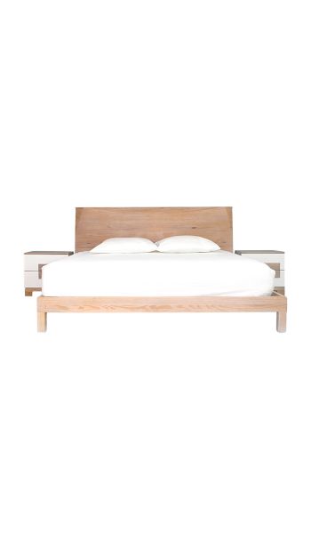 Cama Siena tamaño King con 2 mesas de noche 