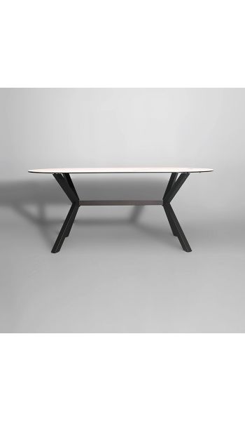 Mesa de comedor Laxey oval